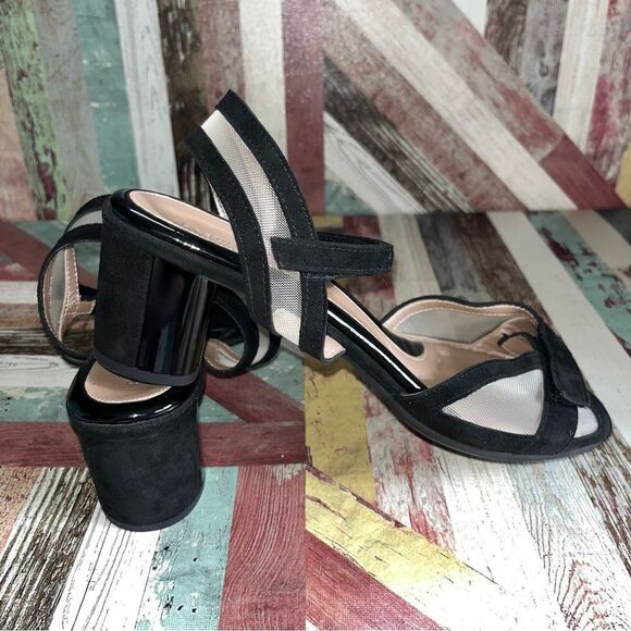 Beautifeel Women’s Black Suede Nude Mesh Velcro Straps EUC Anti-Slip Bottm 9-9.5 - Picture 3 of 11